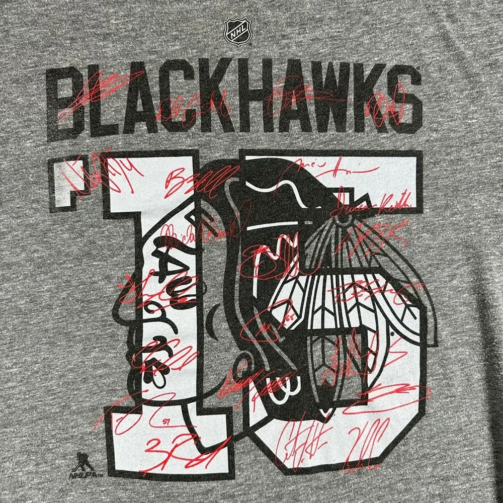 Blackhawks XL Stanley Cup Champions Elite NHL T Shirt‎ Gray